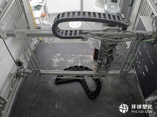 采用大型3D打印機完成該項目